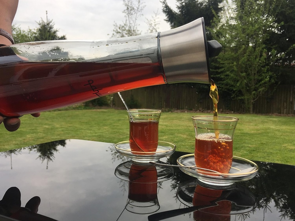 cold-brew-coffee-maker-and-iced-coffee-m-3.jpg